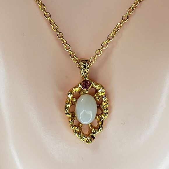 Van Doran Ruby and Opal Necklace - Picture 4 of 8